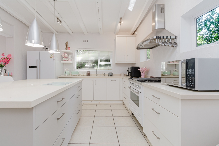 To Let 3 Bedroom Property for Rent in Fourways Gauteng