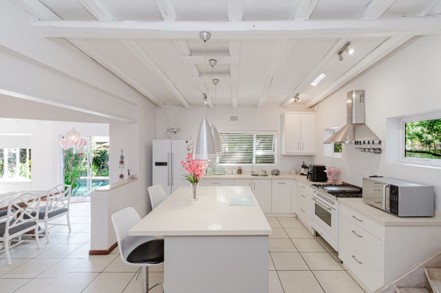 To Let 3 Bedroom Property for Rent in Fourways Gauteng