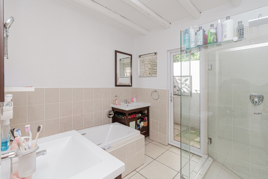 To Let 3 Bedroom Property for Rent in Fourways Gauteng