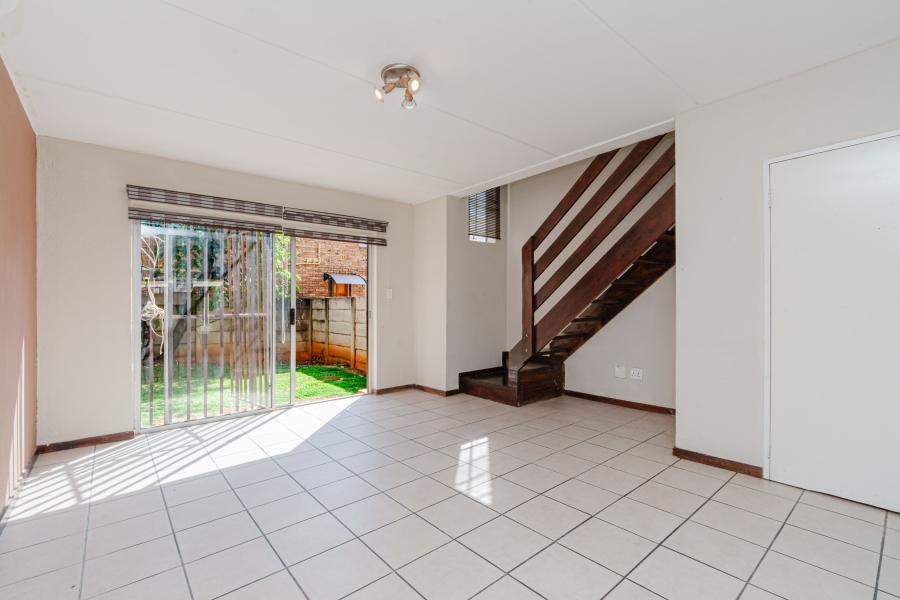 2 Bedroom Property for Sale in North Riding Gauteng