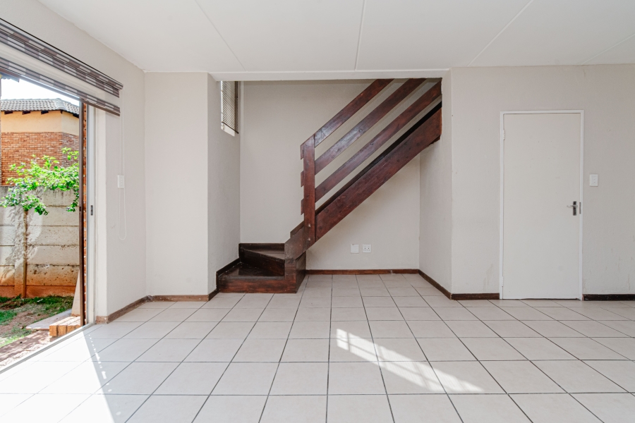 2 Bedroom Property for Sale in North Riding Gauteng