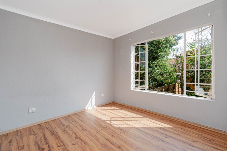 2 Bedroom Property for Sale in North Riding Gauteng