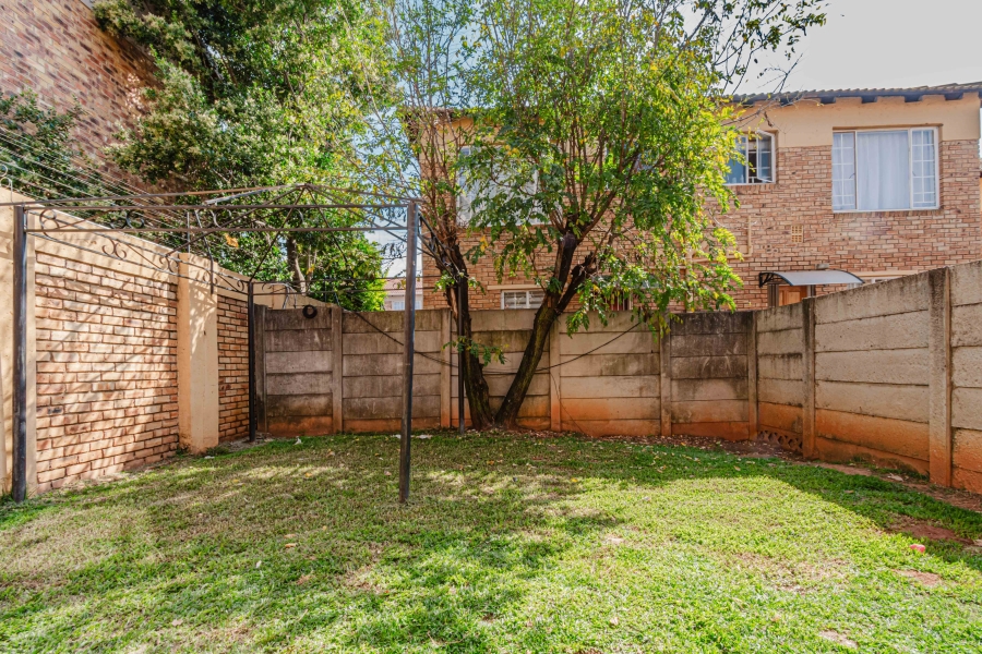 2 Bedroom Property for Sale in North Riding Gauteng
