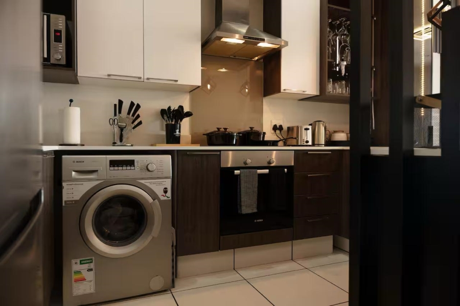 To Let 2 Bedroom Property for Rent in Fourways Gauteng