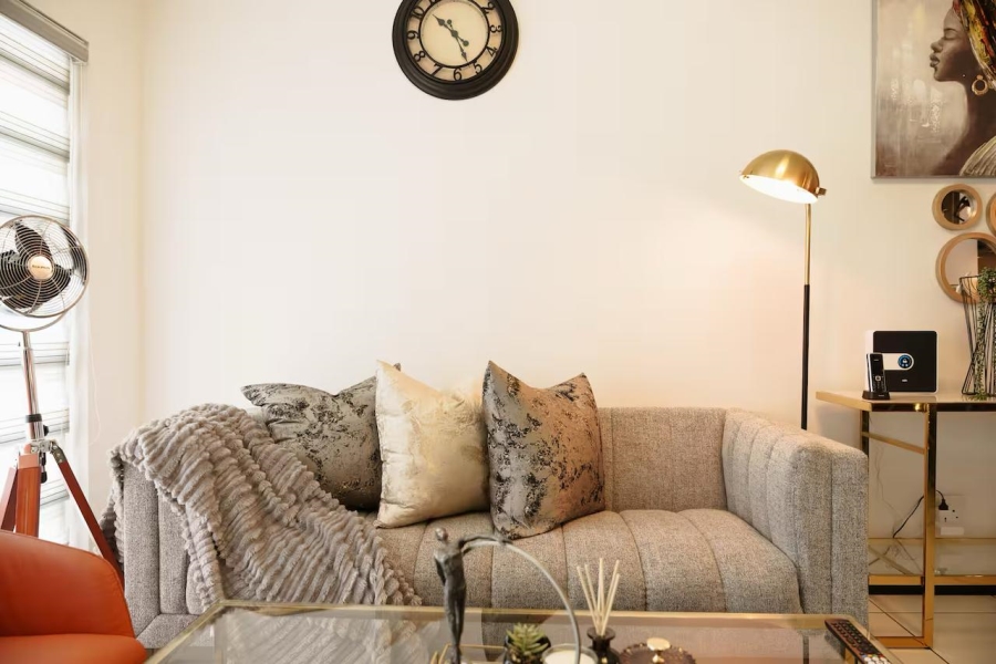 To Let 2 Bedroom Property for Rent in Fourways Gauteng