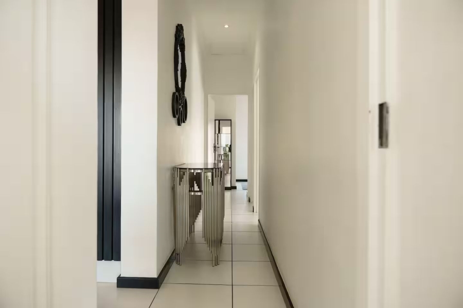 To Let 2 Bedroom Property for Rent in Fourways Gauteng