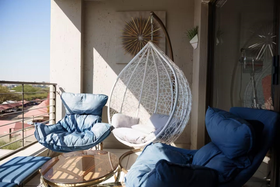 To Let 2 Bedroom Property for Rent in Fourways Gauteng