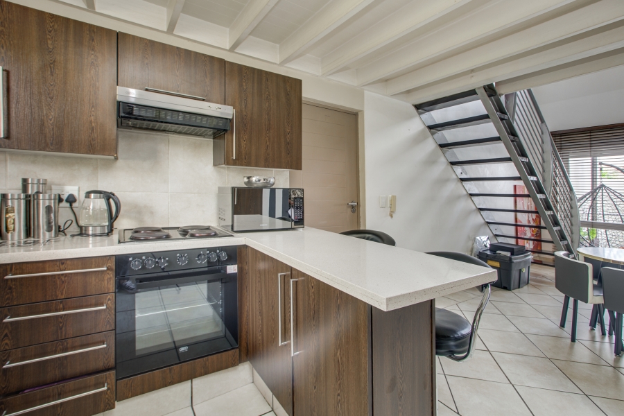 To Let 2 Bedroom Property for Rent in Paulshof Gauteng