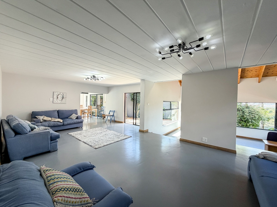 6 Bedroom Property for Sale in Moreleta Park Gauteng