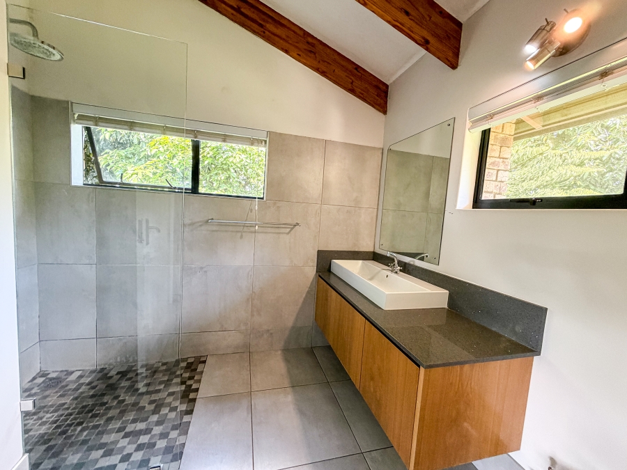 6 Bedroom Property for Sale in Moreleta Park Gauteng