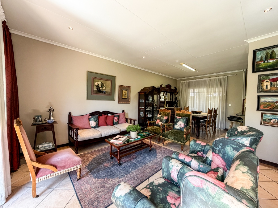 3 Bedroom Property for Sale in Equestria Gauteng