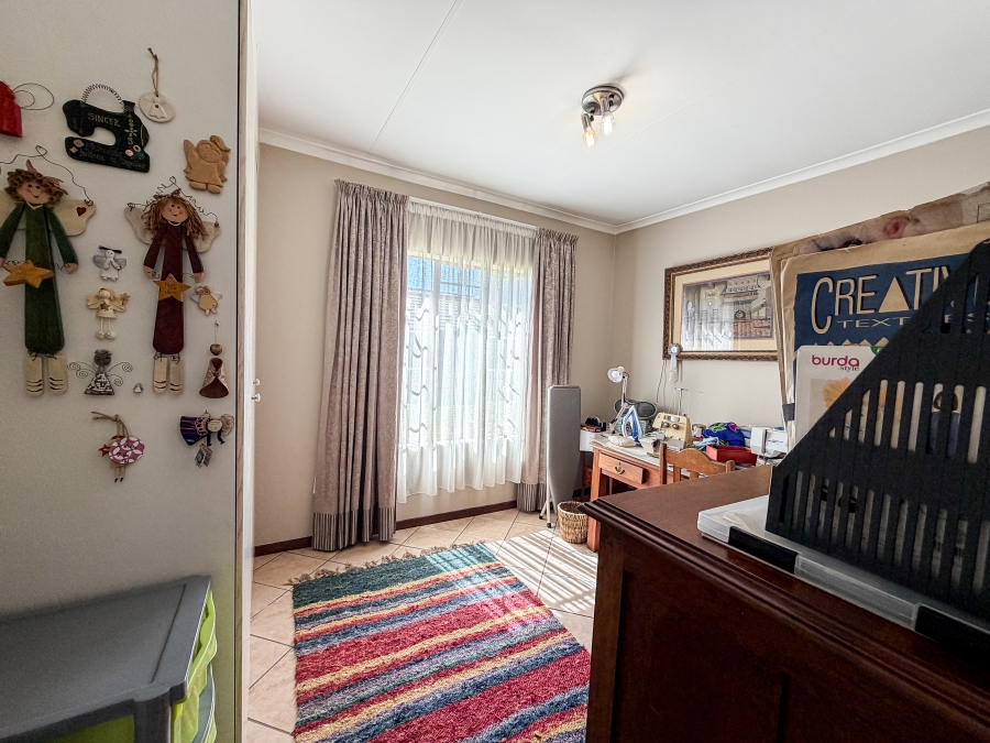 3 Bedroom Property for Sale in Equestria Gauteng