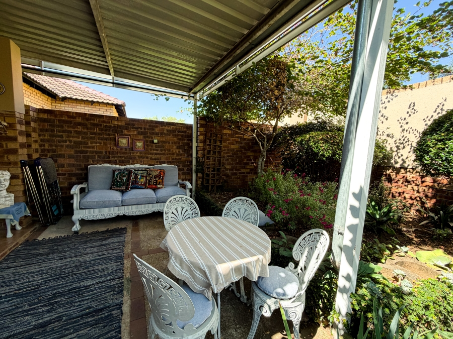 3 Bedroom Property for Sale in Equestria Gauteng