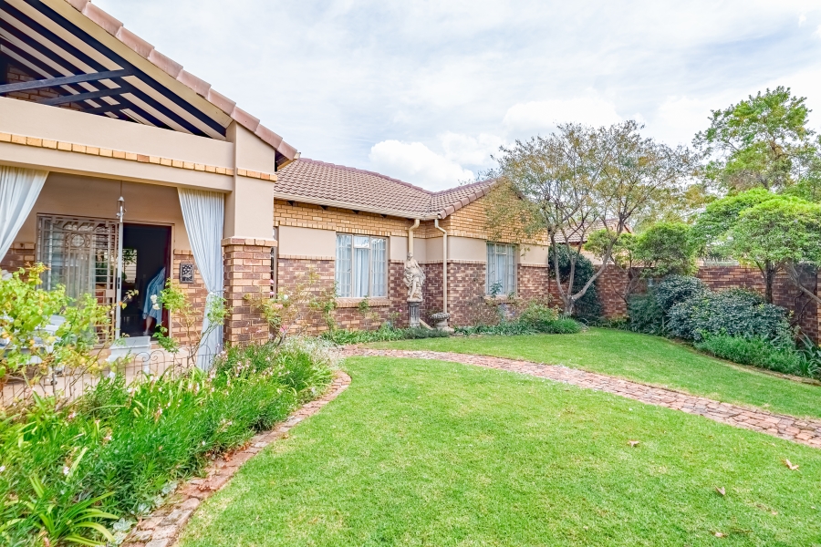 3 Bedroom Property for Sale in Equestria Gauteng