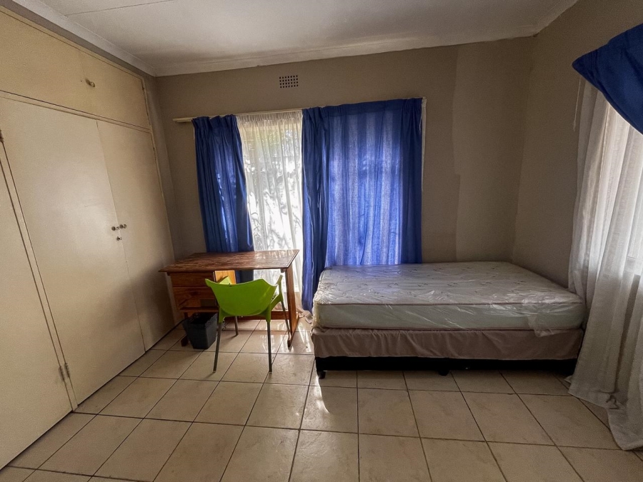 To Let 5 Bedroom Property for Rent in Westdene Gauteng