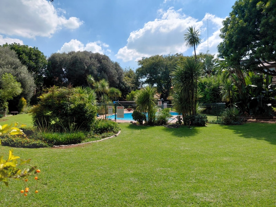 To Let 3 Bedroom Property for Rent in Windsor East Gauteng