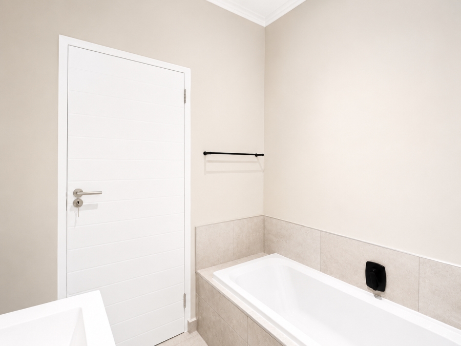 To Let 2 Bedroom Property for Rent in Atholl Gauteng