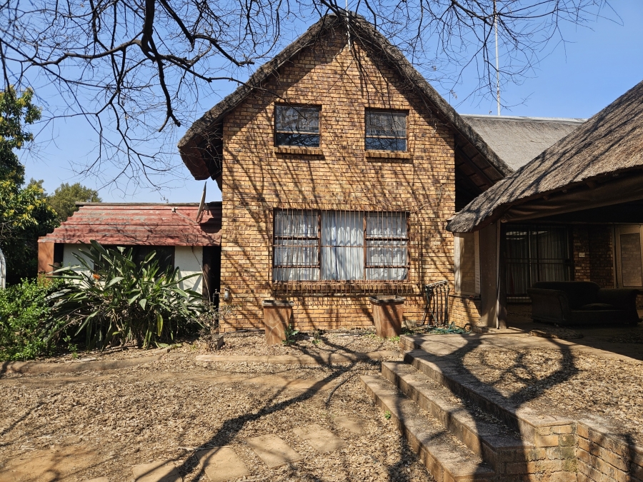 3 Bedroom Property for Sale in Faerie Glen Gauteng