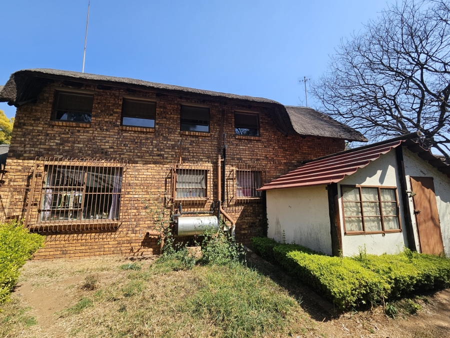 3 Bedroom Property for Sale in Faerie Glen Gauteng