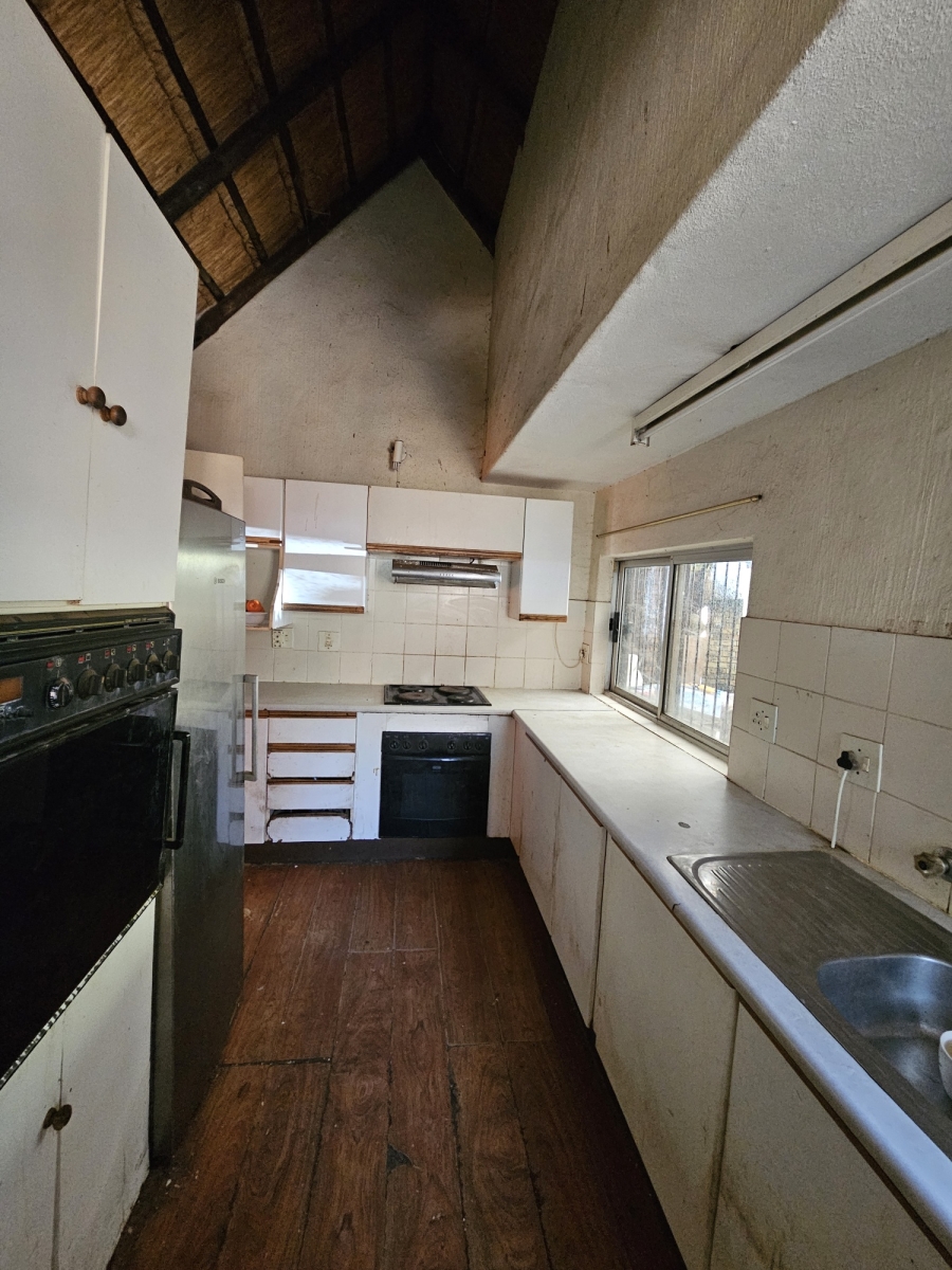 3 Bedroom Property for Sale in Faerie Glen Gauteng