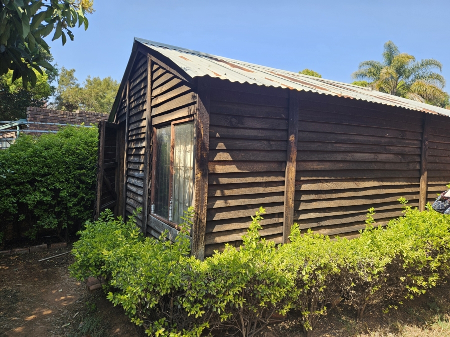 3 Bedroom Property for Sale in Faerie Glen Gauteng