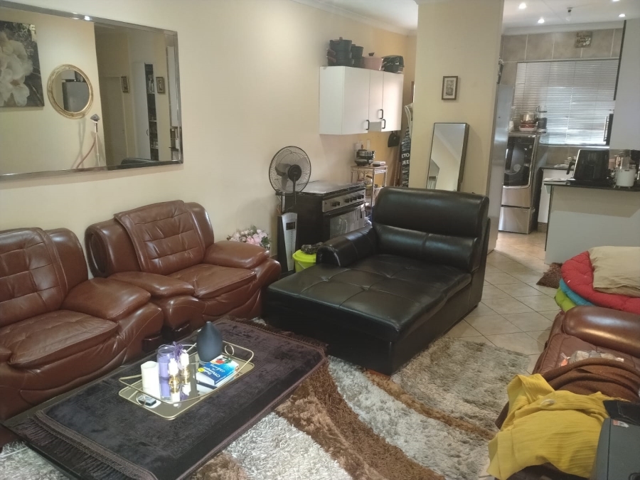 2 Bedroom Property for Sale in Naturena Gauteng