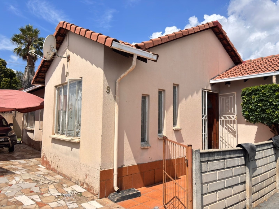 3 Bedroom Property for Sale in Ormonde Gauteng