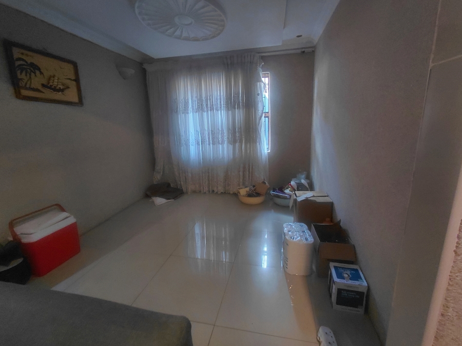 To Let 4 Bedroom Property for Rent in Emdeni Gauteng