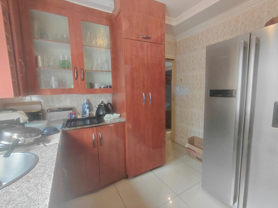 To Let 4 Bedroom Property for Rent in Emdeni Gauteng