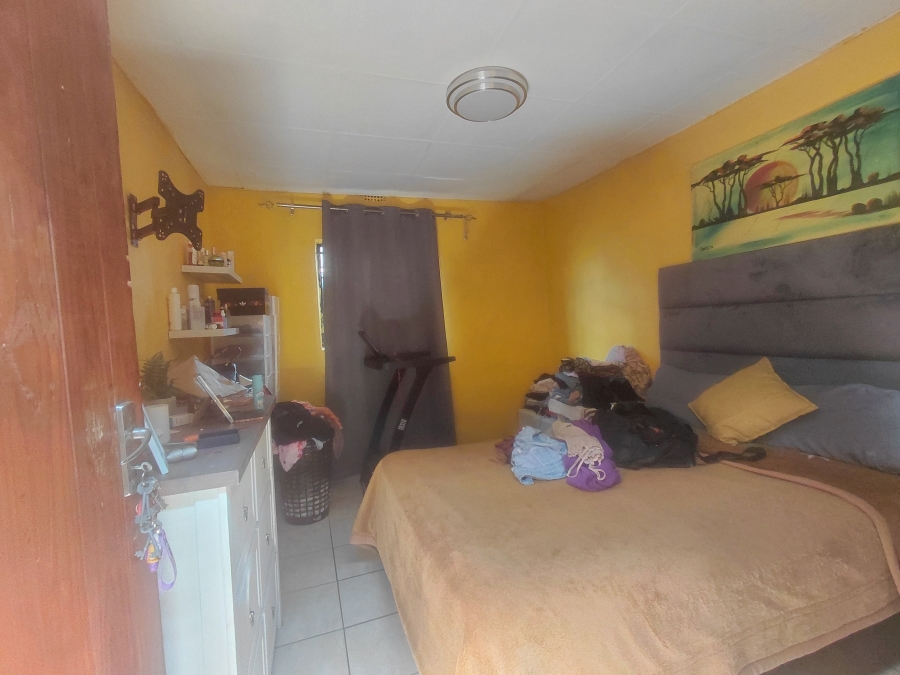 To Let 4 Bedroom Property for Rent in Emdeni Gauteng