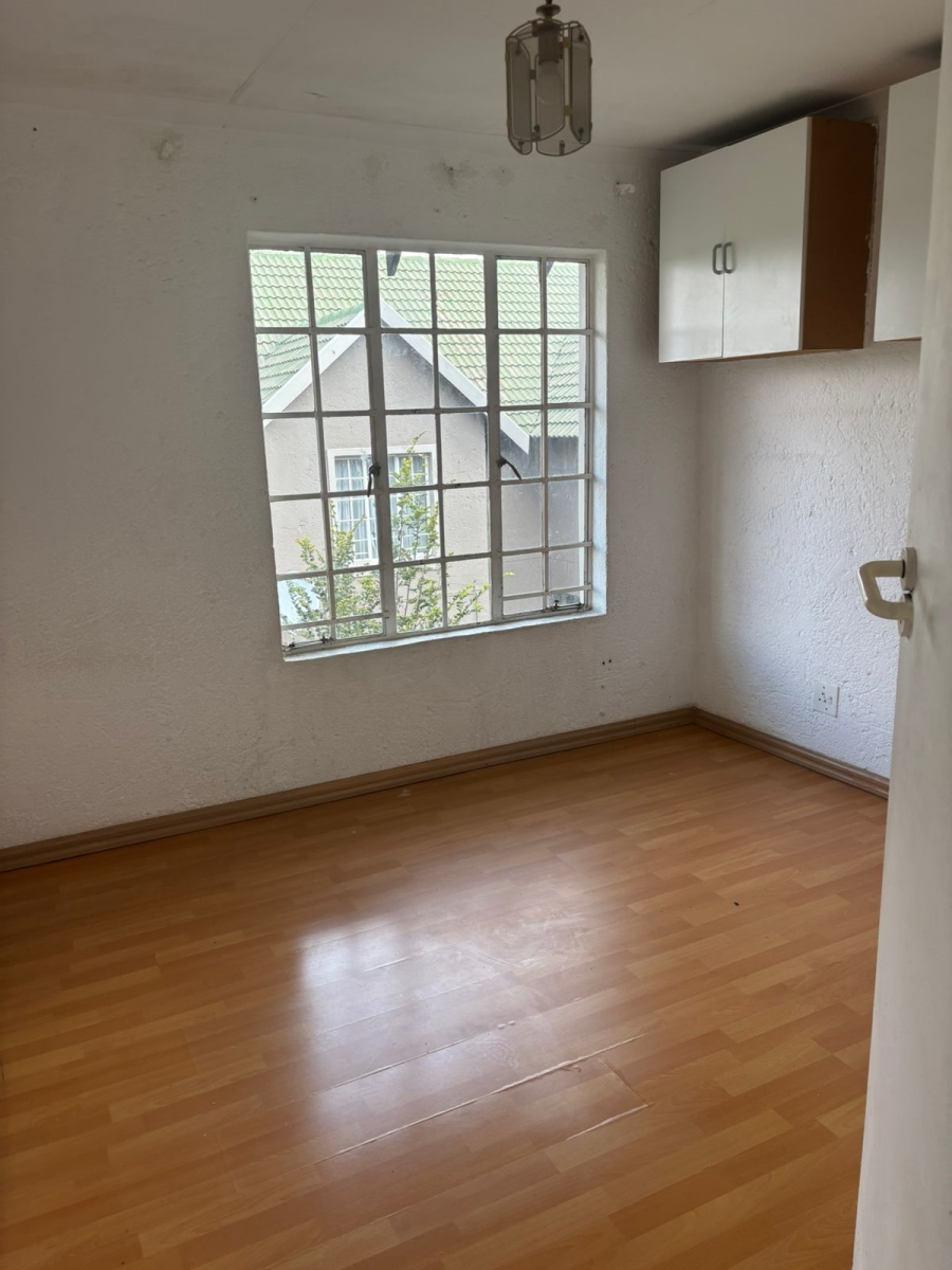 To Let 3 Bedroom Property for Rent in Bassonia Gauteng