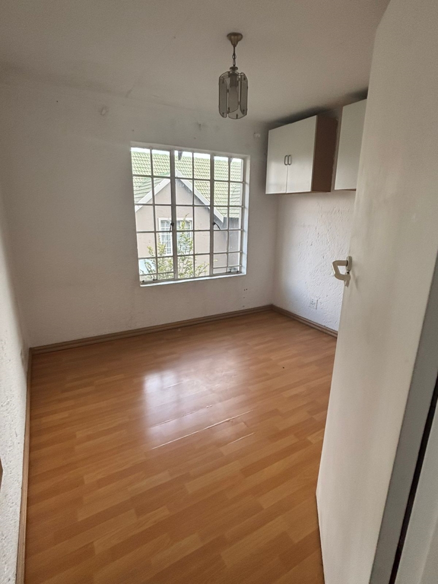 To Let 3 Bedroom Property for Rent in Bassonia Gauteng