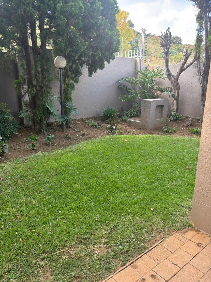 To Let 3 Bedroom Property for Rent in Bassonia Gauteng