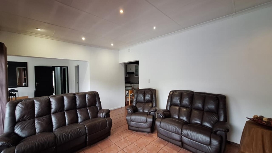 3 Bedroom Property for Sale in Raceview Gauteng