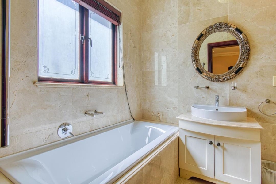 5 Bedroom Property for Sale in Meyersdal Eco Estate Gauteng