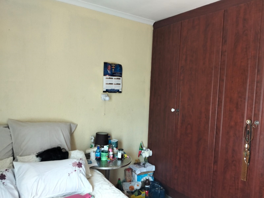 2 Bedroom Property for Sale in Dawn Park Gauteng