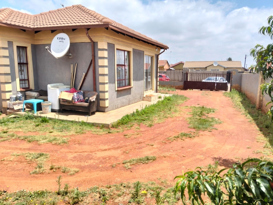 2 Bedroom Property for Sale in Dawn Park Gauteng