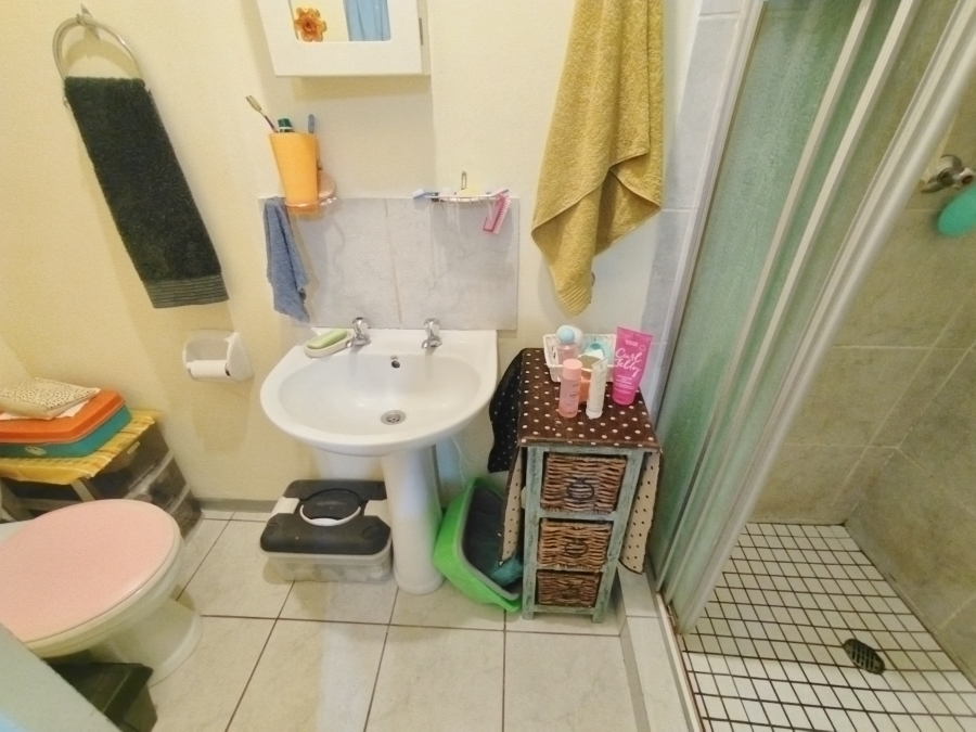 To Let 2 Bedroom Property for Rent in Pierre Van Ryneveld Gauteng