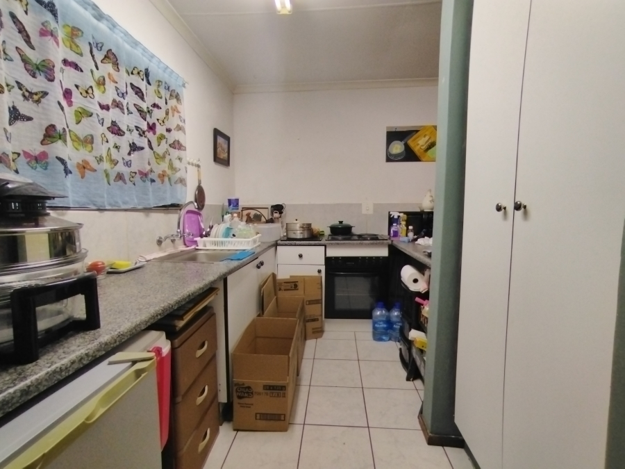 To Let 2 Bedroom Property for Rent in Pierre Van Ryneveld Gauteng