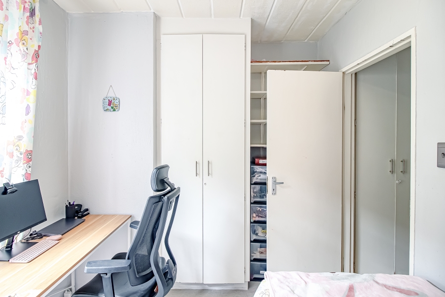 2 Bedroom Property for Sale in Sterrewag Gauteng