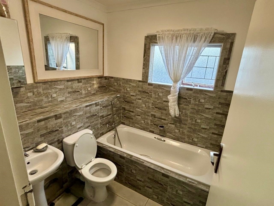 3 Bedroom Property for Sale in Moreleta Park Gauteng