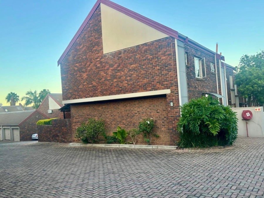 3 Bedroom Property for Sale in Moreleta Park Gauteng