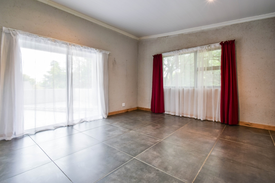 4 Bedroom Property for Sale in Elardus Park Gauteng