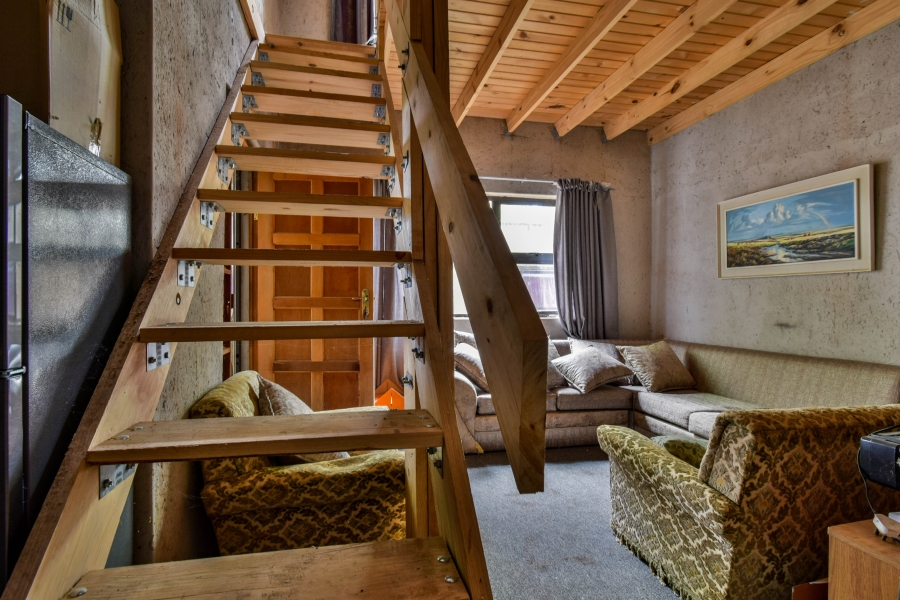 4 Bedroom Property for Sale in Elardus Park Gauteng