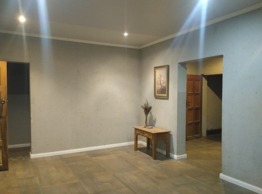 4 Bedroom Property for Sale in Elardus Park Gauteng