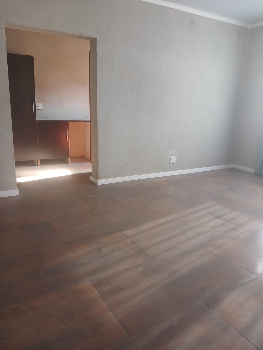 4 Bedroom Property for Sale in Elardus Park Gauteng