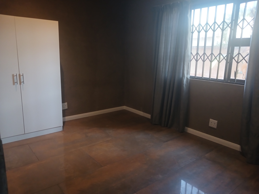 4 Bedroom Property for Sale in Elardus Park Gauteng