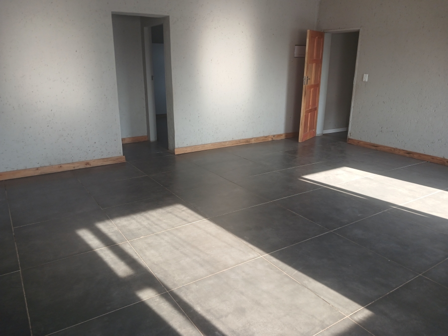 4 Bedroom Property for Sale in Elardus Park Gauteng