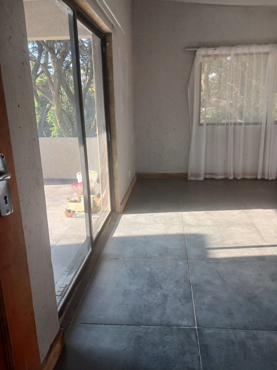 4 Bedroom Property for Sale in Elardus Park Gauteng