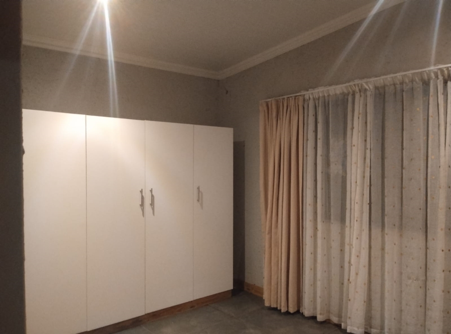 4 Bedroom Property for Sale in Elardus Park Gauteng